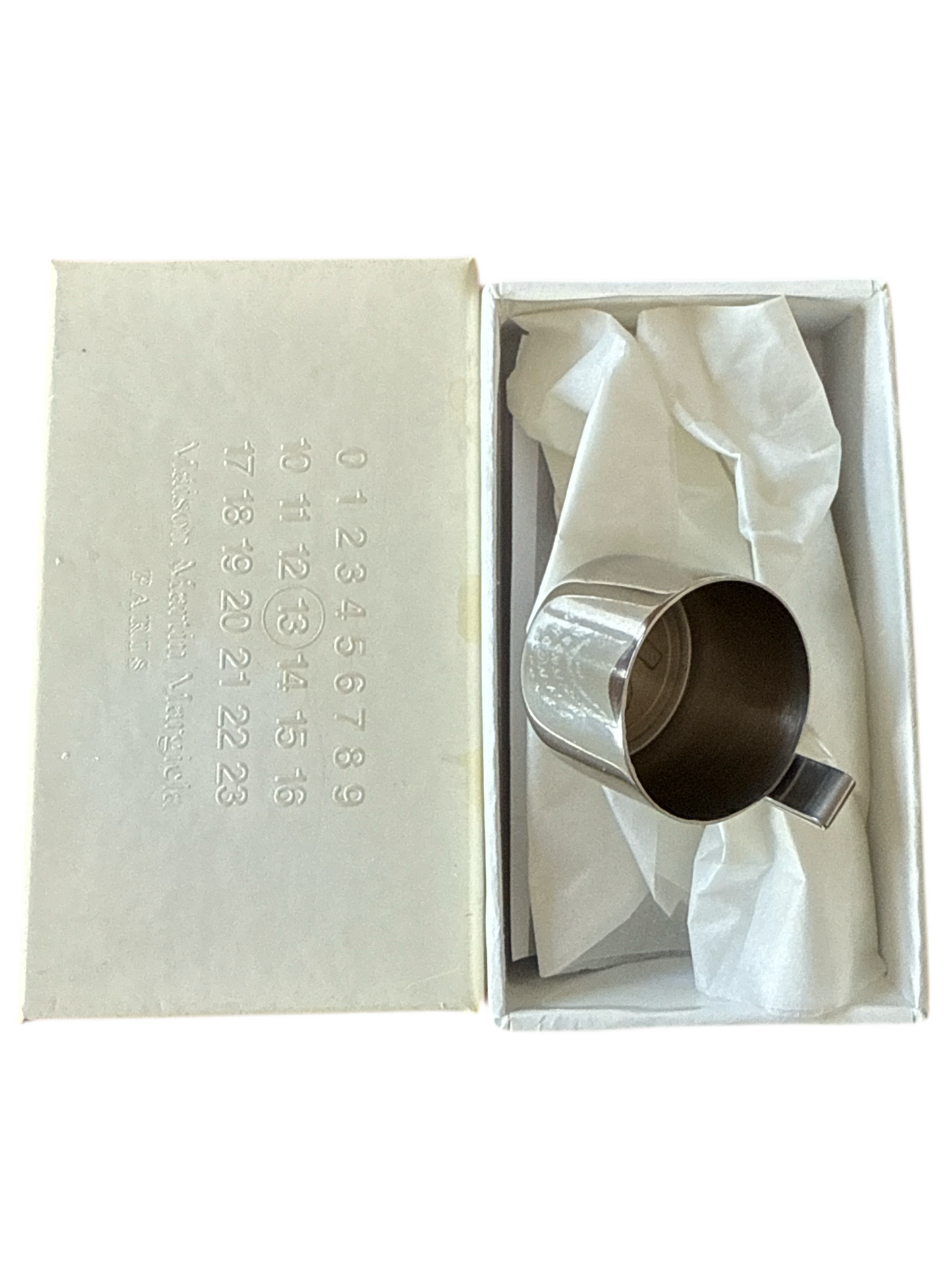 Vest-pocket ashtray