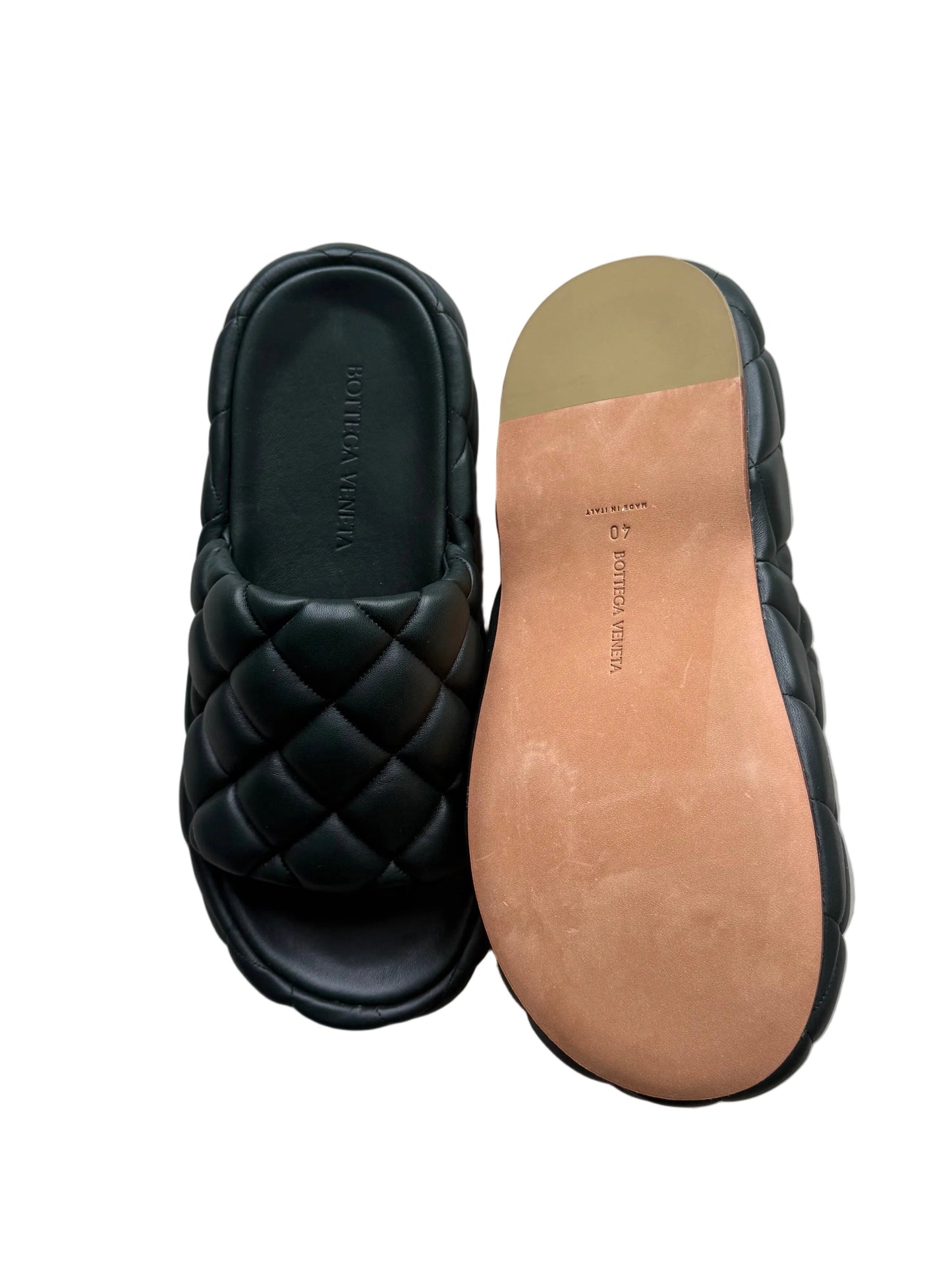 Bottega Veneta gewatteerde slippers maat 40