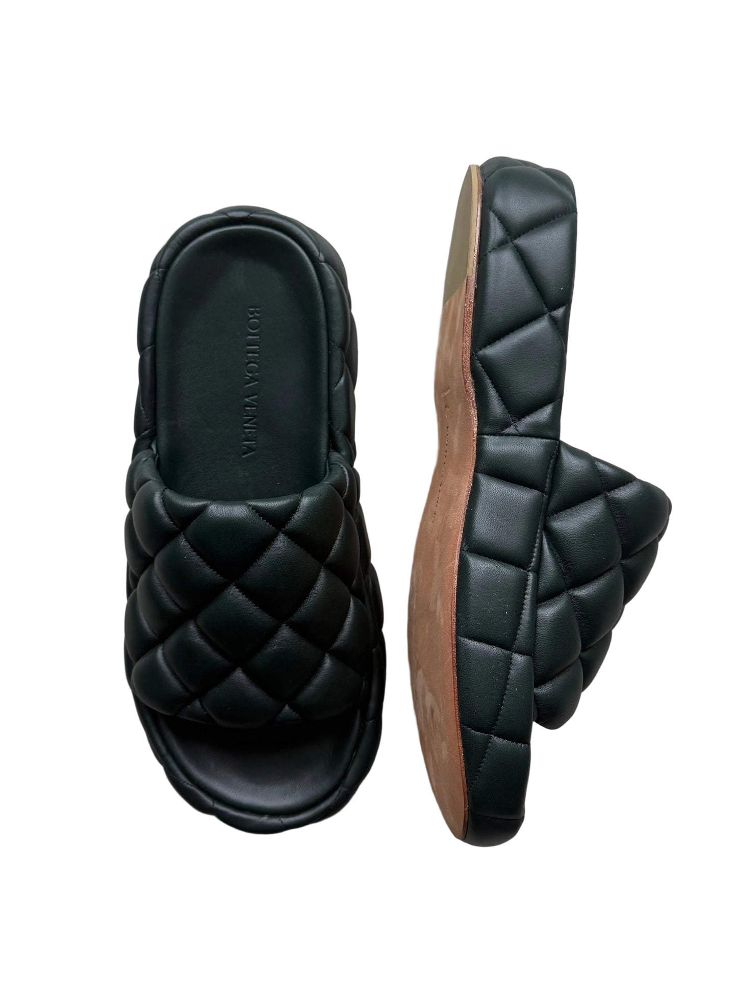 Bottega Veneta gewatteerde slippers maat 40